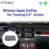 JoyeAuto wireless Apple CarPlay retrofit module for Volkswagen Touareg with 6.5-inch factory screen, showing the original dashboard, CarPlay interface, wireless connection and multimedia interface box.